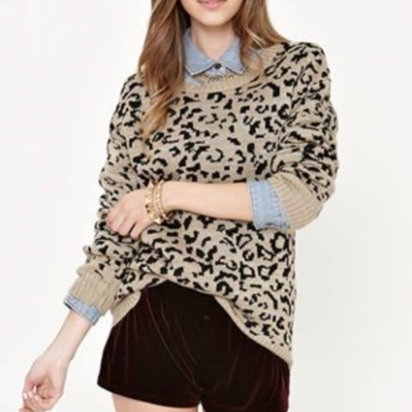 Kirra Leopard Print Knit Pullover Sweater Sz M - Picture 1 of 8